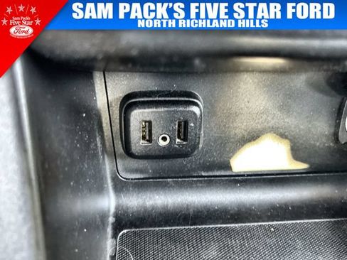 Used 2020 Chevrolet Colorado LT RWD image 29