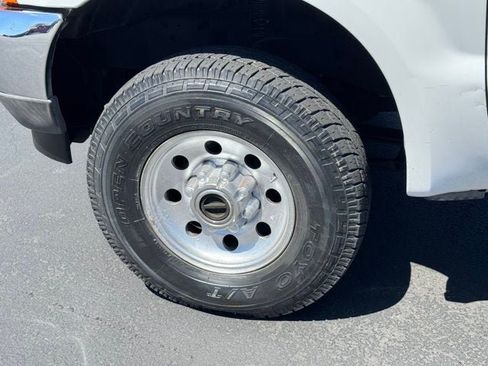 Used 2001 Ford F250 XLT AWD/4WD image 8