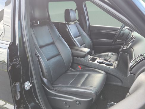 Used 2021 Jeep Grand Cherokee Limited w/ Quick Order Package 28K 80th RWD image 17