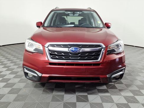 Used 2017 Subaru Forester 2.5i Touring image 2