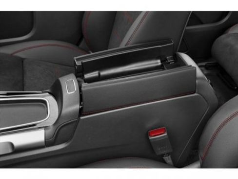 Used 2025 Mercedes-Benz GLB 35 AMG 4MATIC image 17