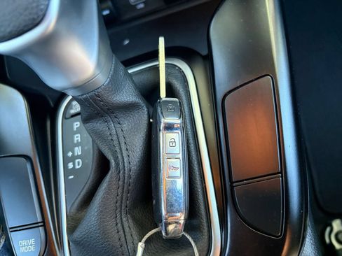 Used 2025 Kia Soul LX w/ LX Technology Package FWD image 21