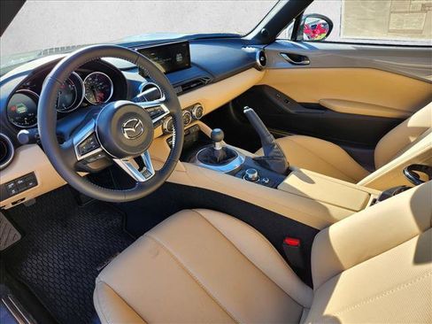 New 2026 MAZDA MX-5 Miata RF Grand Touring w/ Appearance Package RWD image 11