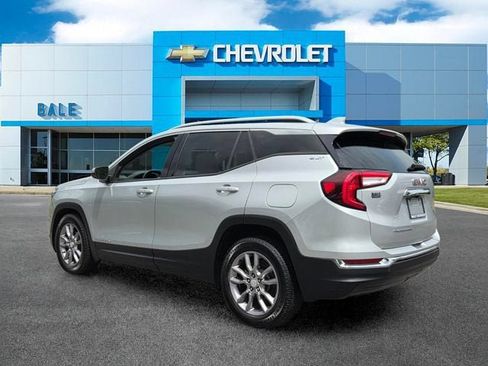 Used 2022 GMC Terrain SLT FWD image 5