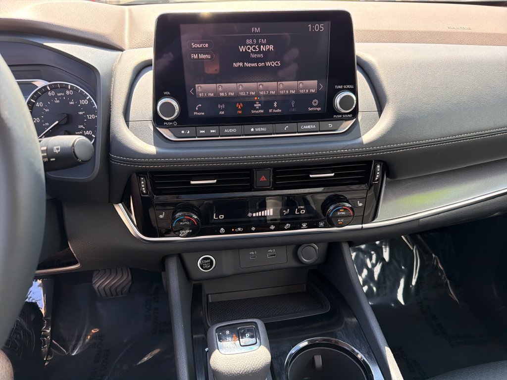 Used 2021 Nissan Rogue SV w/ Premium Package FWD image 26