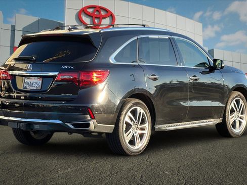 Used 2018 Acura MDX SH-AWD w/ Advance Package image 3