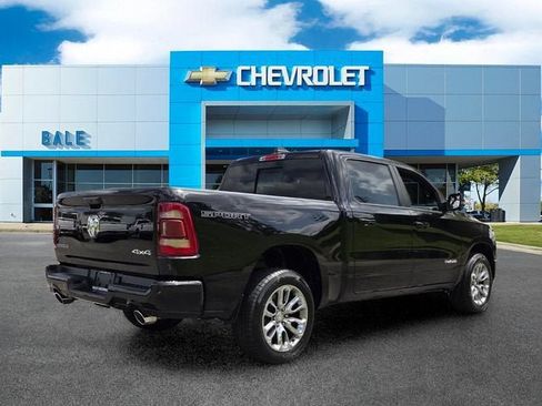 Used 2023 RAM 1500 Laramie AWD/4WD image 3