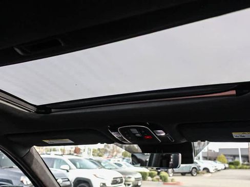 Used 2023 Hyundai Palisade Calligraphy image 17