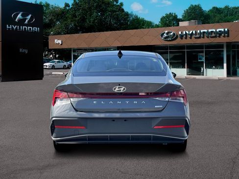 New 2026 Hyundai Elantra Blue image 6