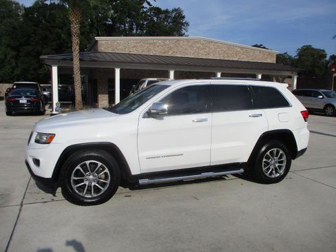 Used 2014 Jeep Grand Cherokee Limited w/ Luxury Group II RWD image 2