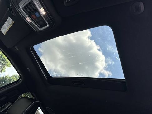 New 2026 RAM 3500 Laramie AWD/4WD image 30