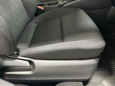 Used 2025 Toyota Corolla LE FWD image 58