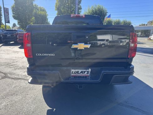 Used 2015 Chevrolet Colorado Z71 image 4