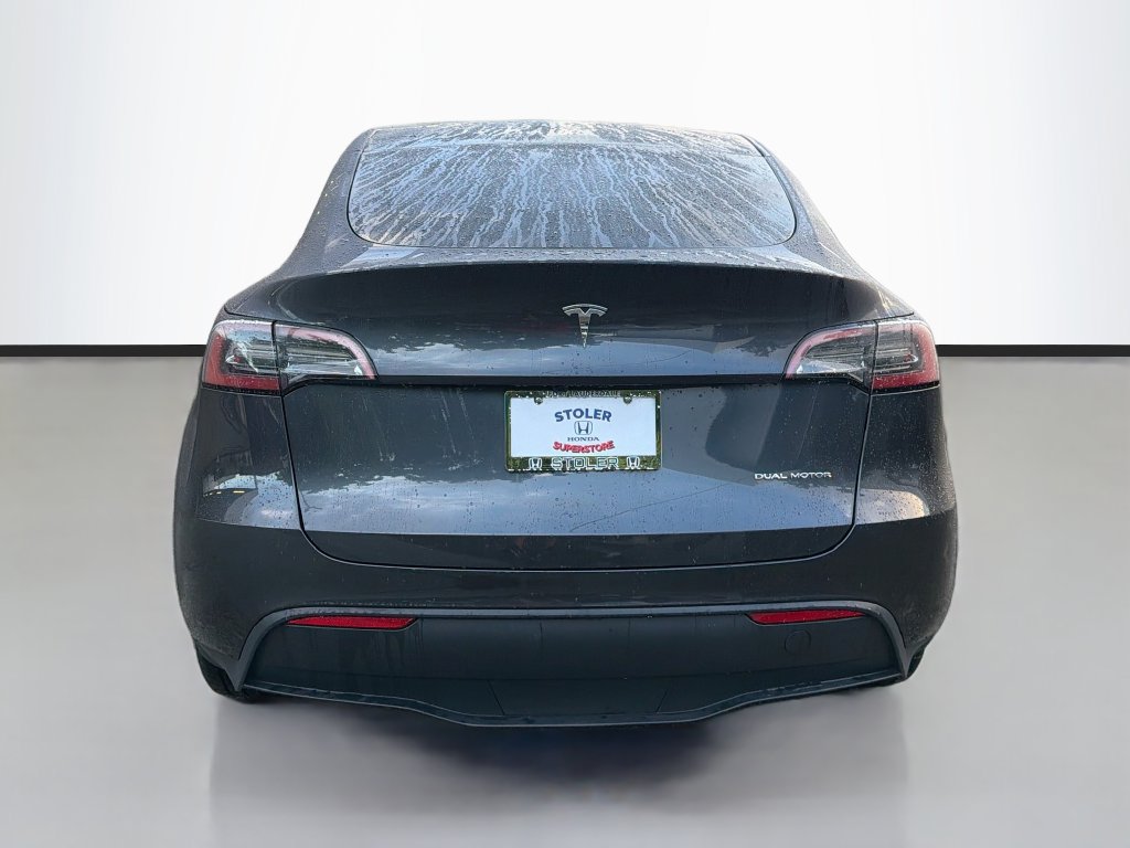 Used 2024 Tesla Model Y Long Range AWD/4WD image 6