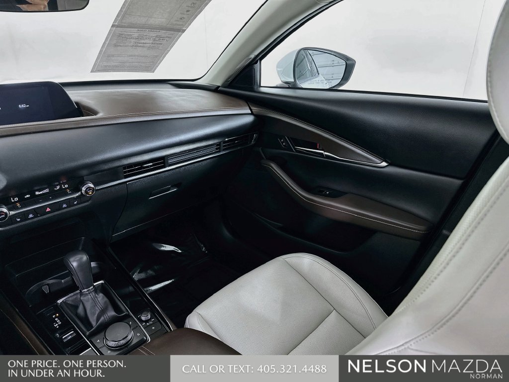 Used 2022 MAZDA CX-30 AWD 2.5 S w/ Premium Package image 26