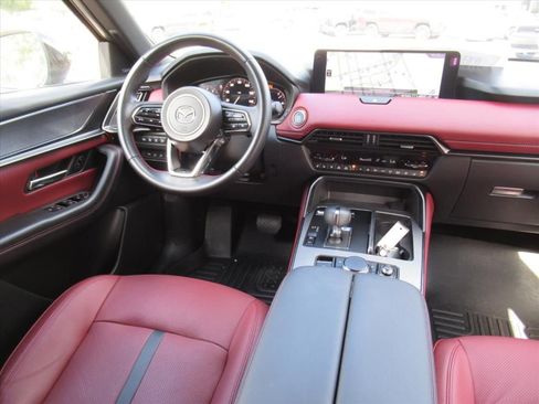 Used 2025 MAZDA CX-70 3.3 Turbo S w/ Premium Package image 13