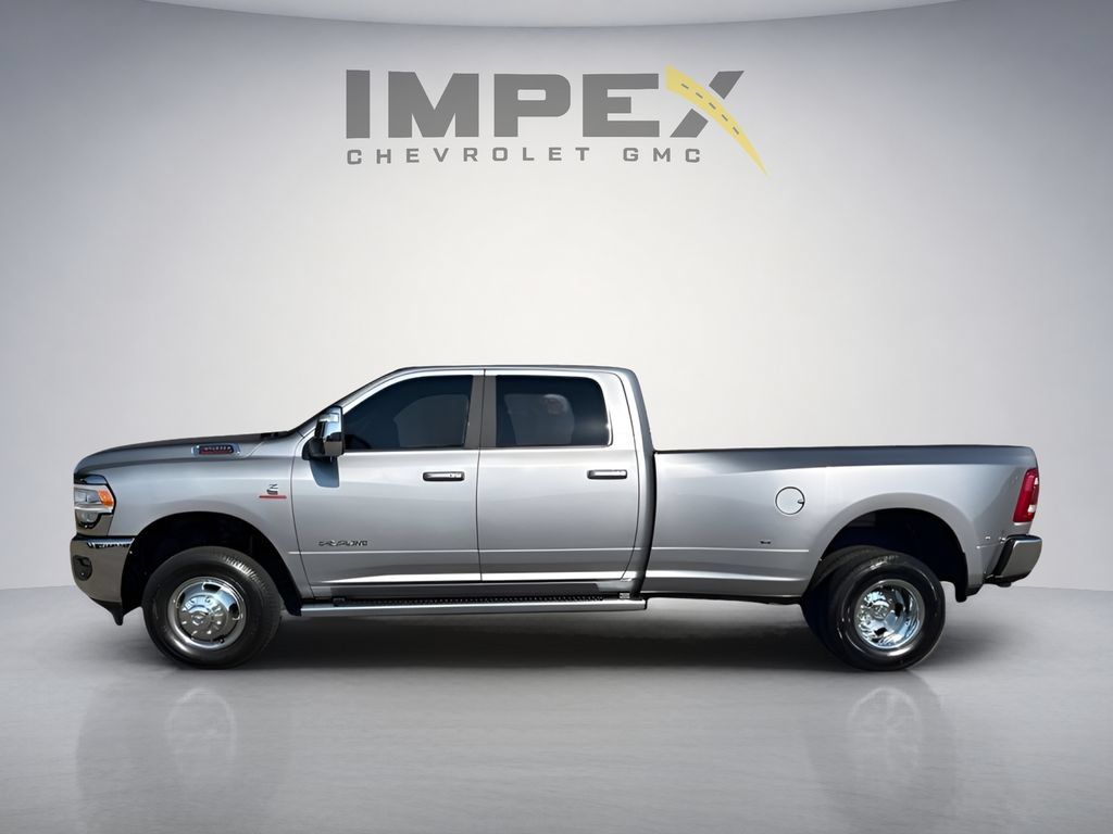 Used 2024 RAM 3500 Laramie w/ Towing Technology Group AWD/4WD image 6