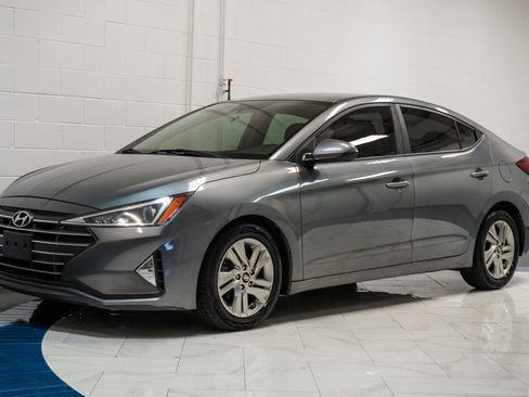 Used 2019 Hyundai Elantra SEL image 4