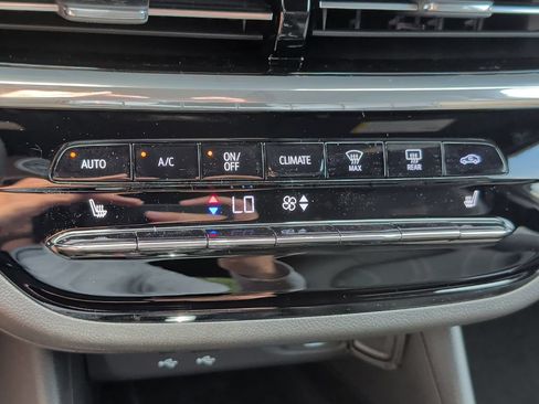 New 2026 Buick Envista Preferred FWD image 28