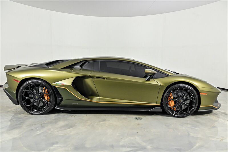 Used 2022 Lamborghini Aventador LP 780-4 Ultimae AWD/4WD image 14