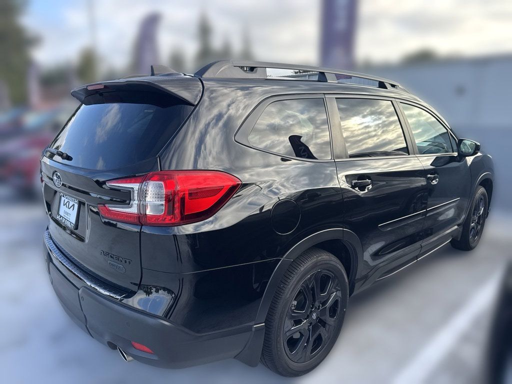 Used 2024 Subaru Ascent Onyx Edition AWD/4WD image 17