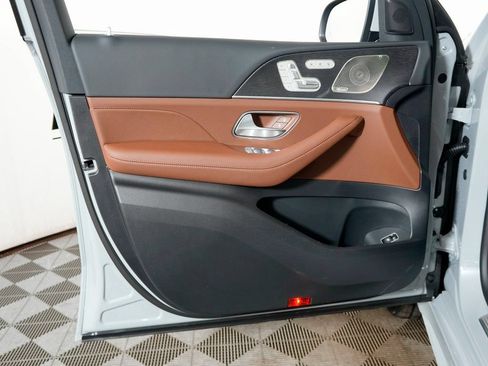 Certified 2026 Mercedes-Benz GLE 350 4MATIC image 11