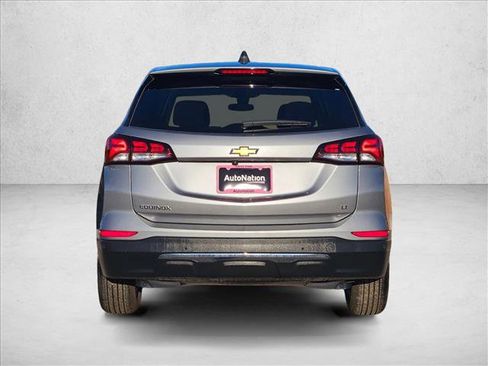 Used 2014 GMC Acadia SLE image 6