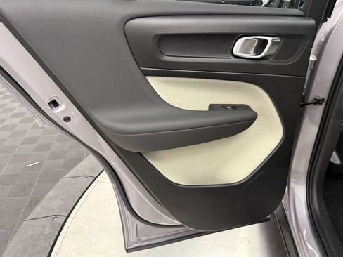 New 2026 Volvo XC40 B5 Ultra w/ Protection Package Premier AWD/4WD image 24