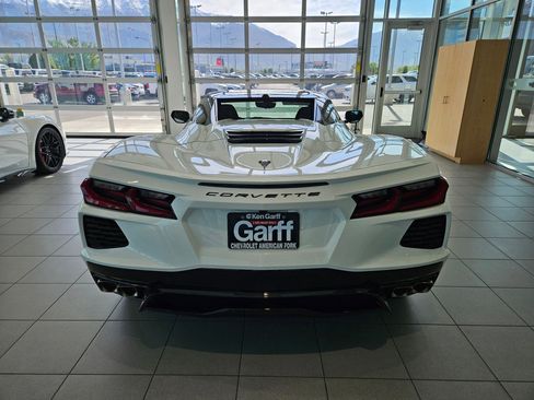 New 2026 Chevrolet Corvette Stingray Preferred Conv w/ 2LT RWD image 4