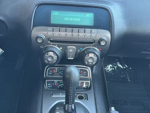 Used 2010 Chevrolet Camaro SS image 12
