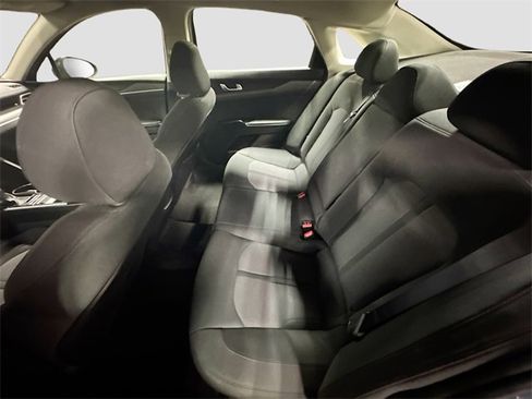 Used 2021 Kia K5 LXS image 23
