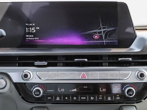 Used 2023 Kia Telluride S AWD/4WD image 17