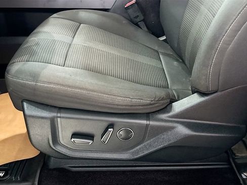 Used 2016 Ford F150 XLT w/ Equipment Group 302A Luxury image 19