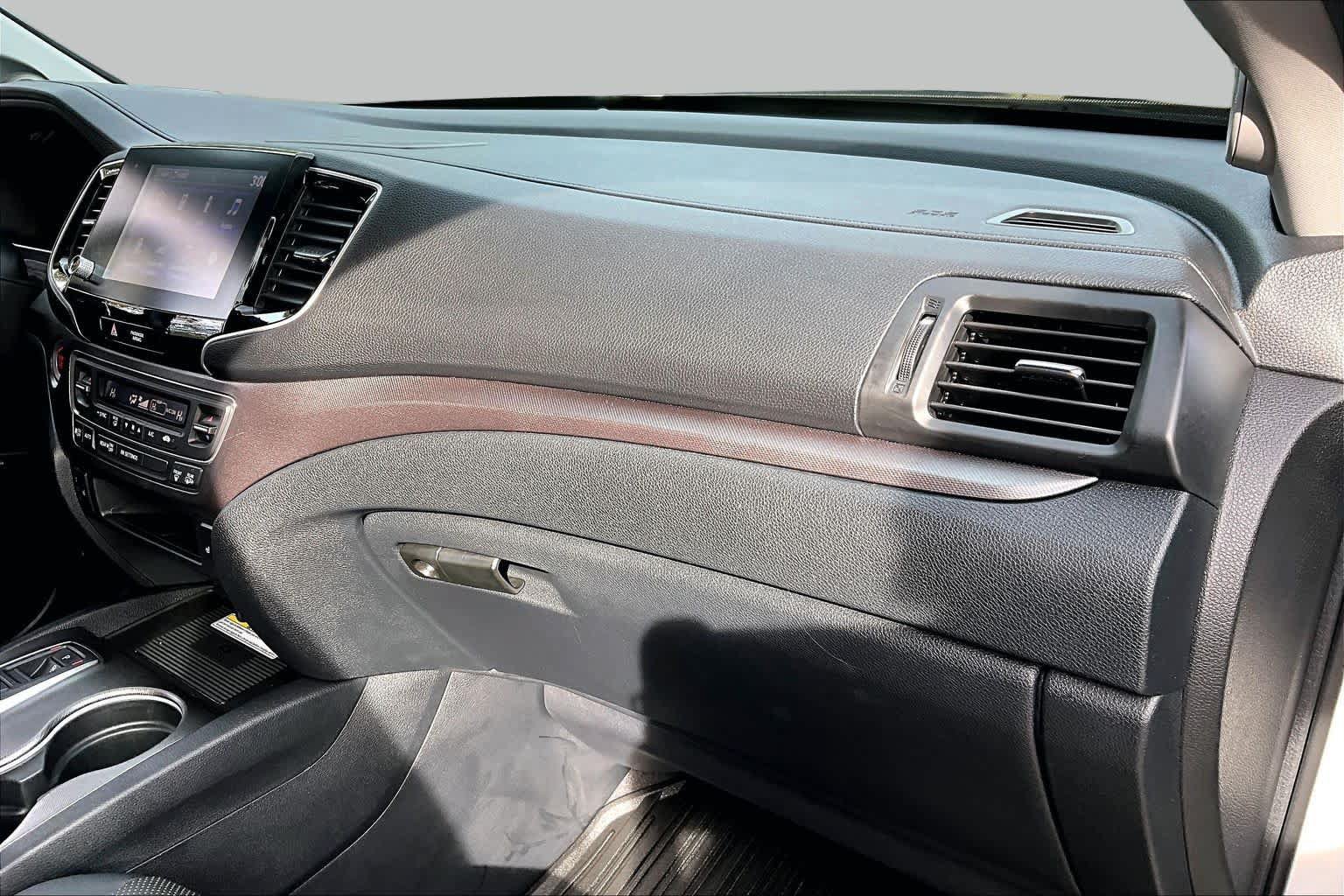 Used 2023 Honda Ridgeline RTL-E image 17
