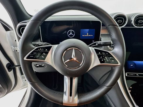 Used 2026 Mercedes-Benz GLC 300 4MATIC image 12