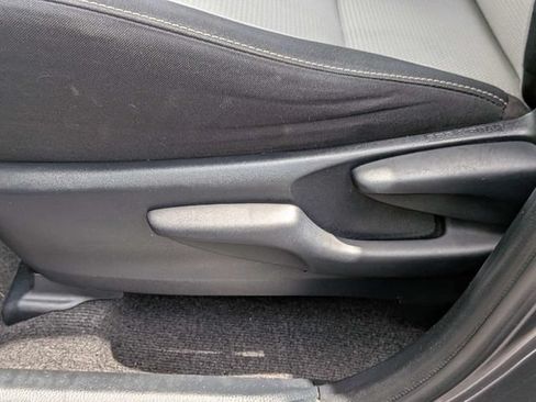 Used 2016 Toyota RAV4 XLE FWD image 22