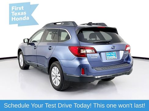 Used 2016 Subaru Outback 2.5i Premium image 5