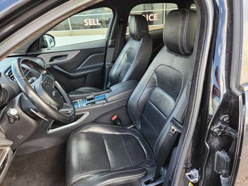 Used 2020 Jaguar F-PACE S image 23