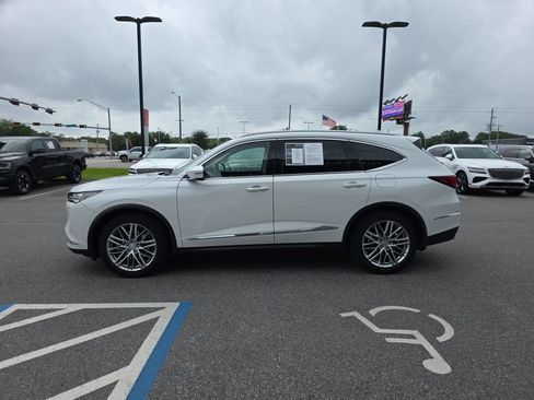 Used 2022 Acura MDX SH-AWD w/ Advance Package image 4