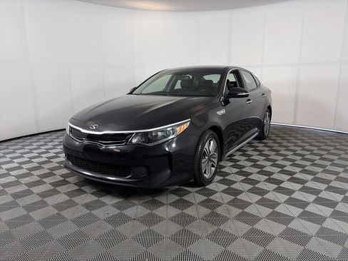 Used 2017 Kia Optima EX FWD image 2