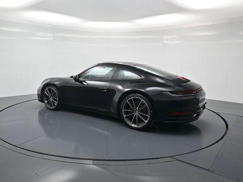 Used 2021 Porsche 911 Carrera image 3