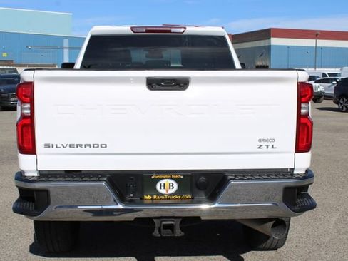 Used 2024 Chevrolet Silverado 2500 LTZ AWD/4WD image 5