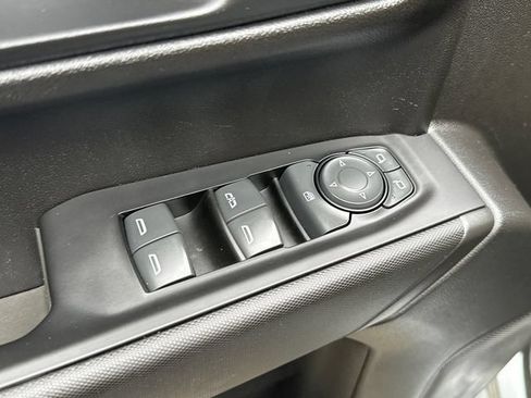 Used 2023 Chevrolet Silverado 1500 Custom AWD/4WD image 24