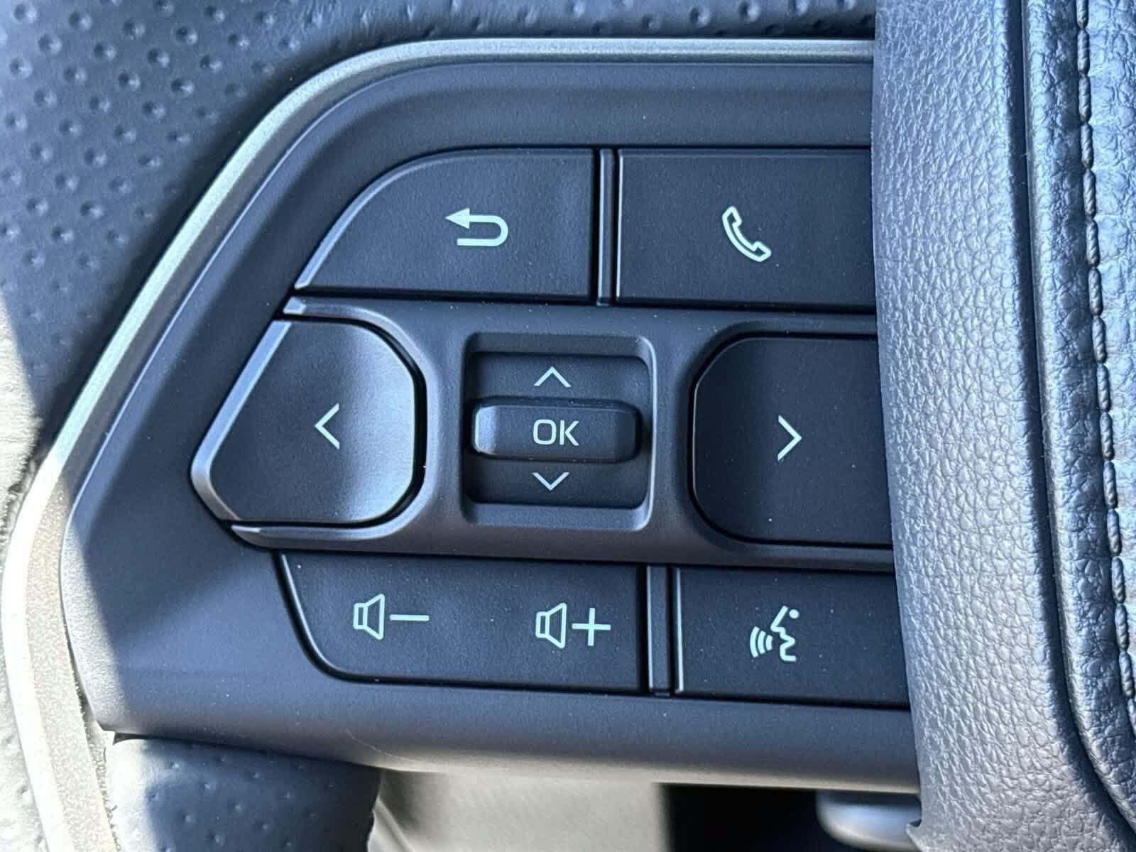Used 2025 Toyota 4Runner TRD Off-Road AWD/4WD image 28