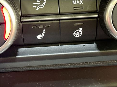 Used 2023 Alfa Romeo Stelvio Veloce image 19