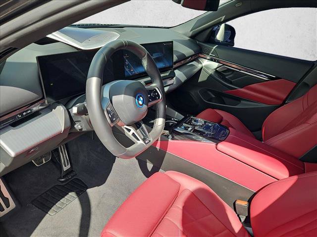 Certified 2024 BMW i5 eDrive40i w/ Executive Package RWD image 10