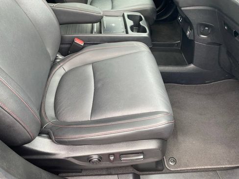 Used 2025 Honda Odyssey Sport-L image 28