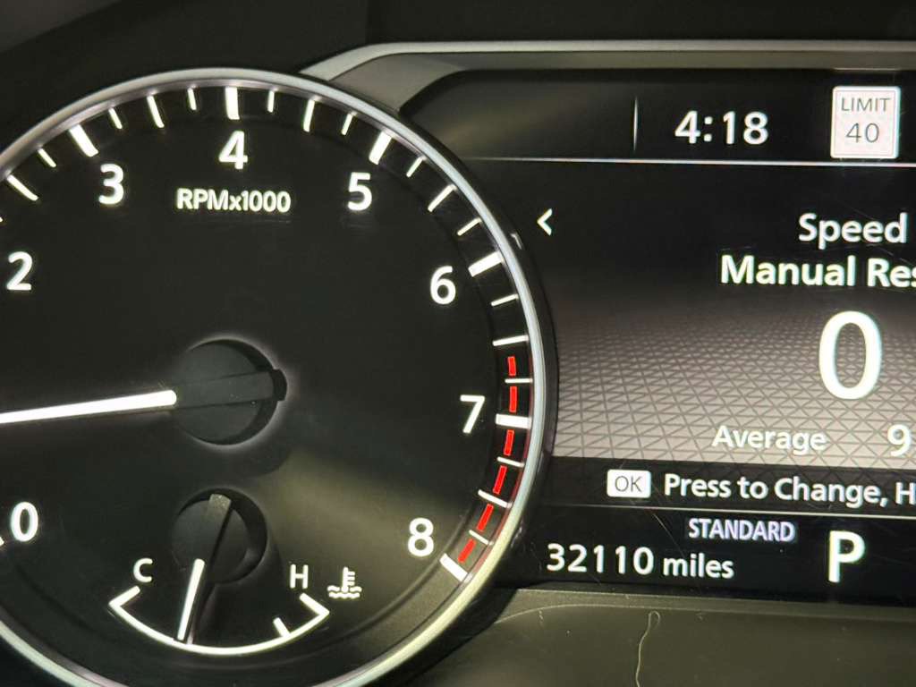 Used 2025 Nissan Pathfinder SL FWD image 15