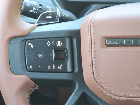 New 2026 Land Rover Defender 110 AWD/4WD image 16