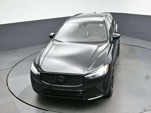 Used 2024 Volvo XC60 B5 Ultimate w/ Protection Package Premier AWD/4WD image 47